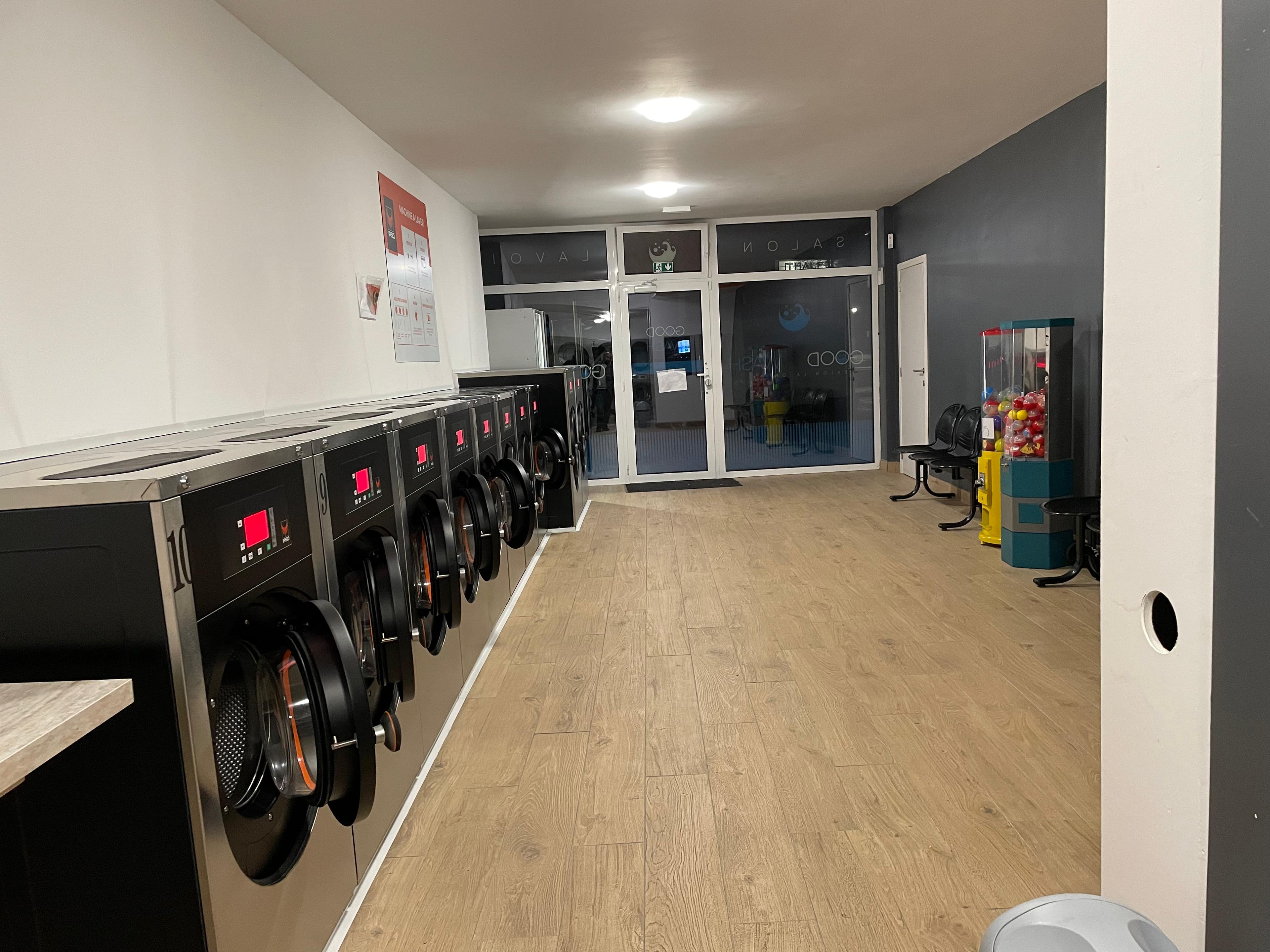 Laverie GoodWash à Tubize - Machines modernes et espace agréable